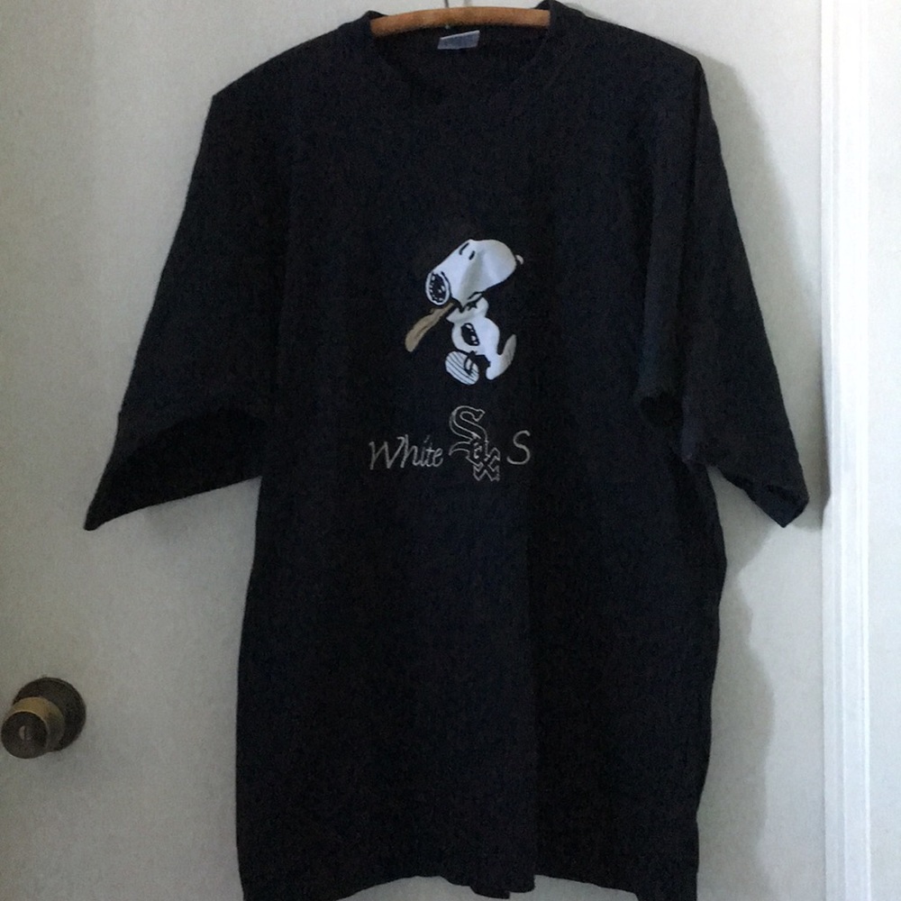 WHITE SOX SNOPPY T SHIRT